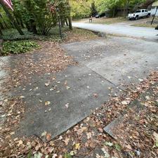 Concrete-Driveway-Cleaning-in-Fort-Wayne-IN 1