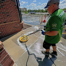 Amazing-Commercial-Cleaning-at-Chick-fil-A-in-Fort-Wayne-IN 1